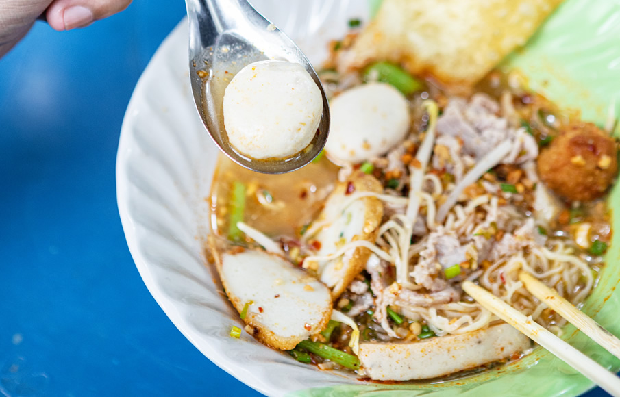 ข้าวหมูแดงนายชุน