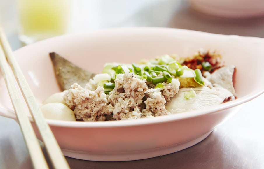 รุ่งเรือง ก๋วยเตี๋ยวหมูสุขุมวิท 26