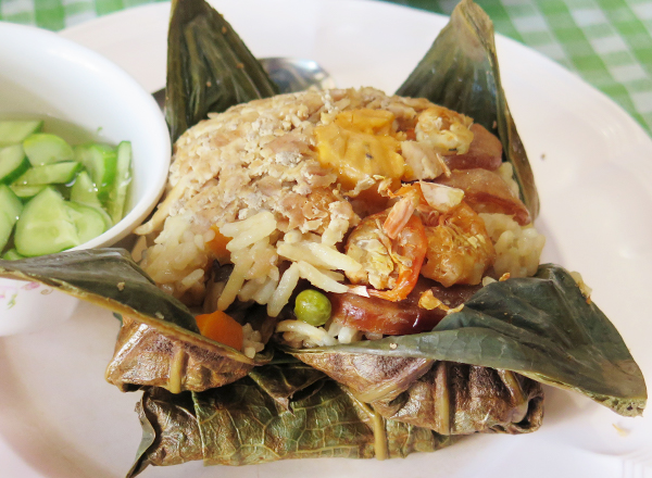 ข้าวห่อใบบัว หรั่งศรีโรจน์